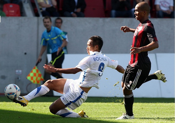  科隆前锋状态火热，帽子戏法助球队逃离降级区