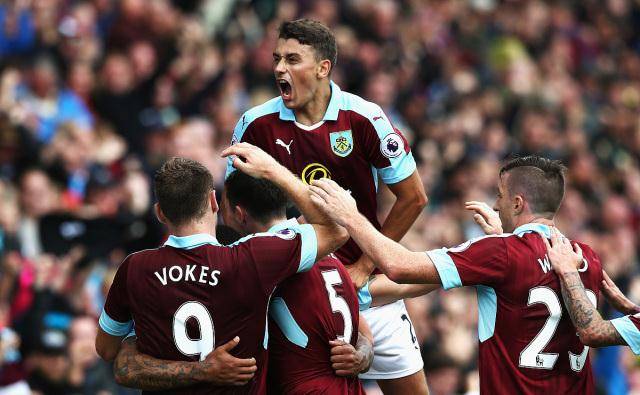  南安普敦攻防失衡，客场惨败于曼城脚下